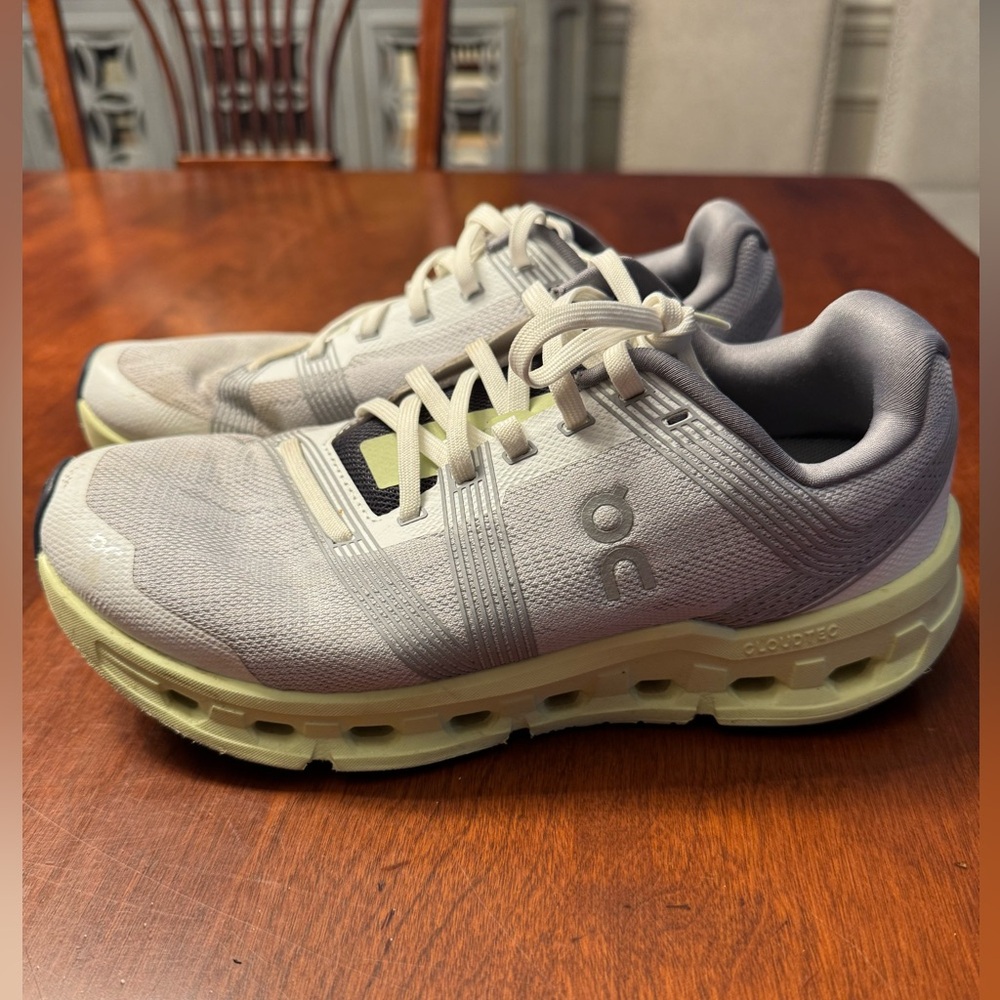 Women’s On Cloudgo Sneakers